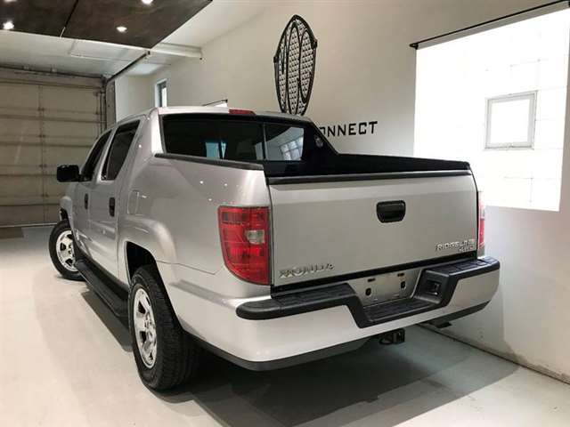 2010 Honda Ridgeline 4x4 RT 4dr Crew Cab